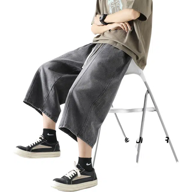 AWAO