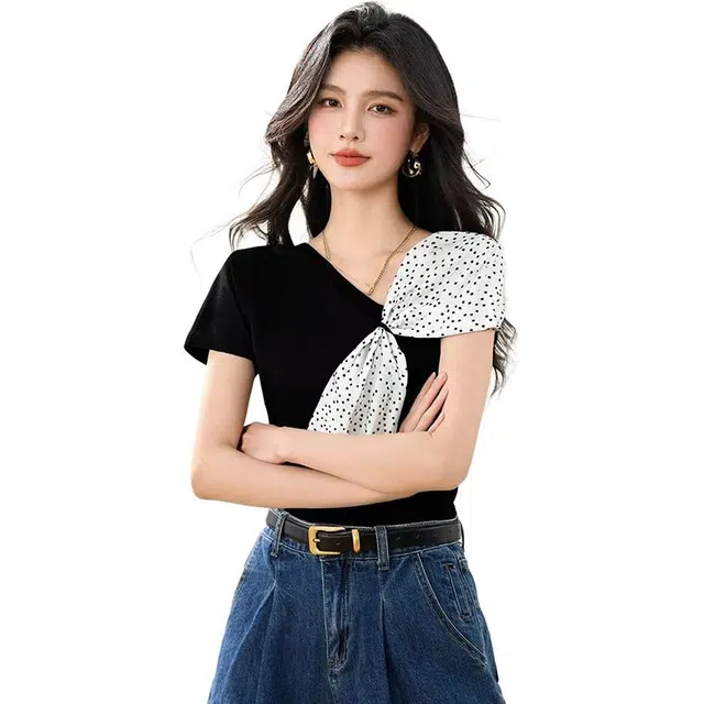 MUCCHIC T