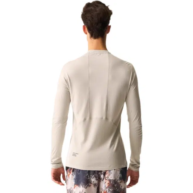 OUTOPIA T