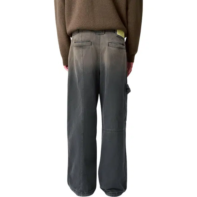 Axel Arigato