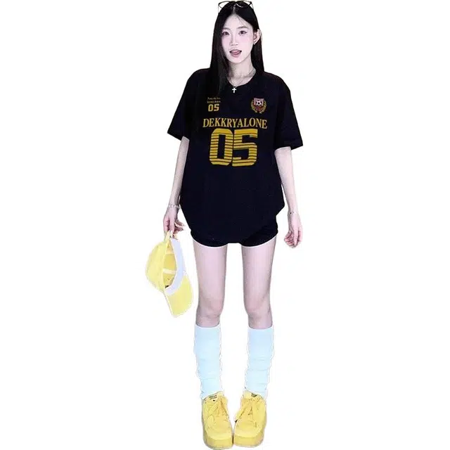 PLUSONEONE+ ins T