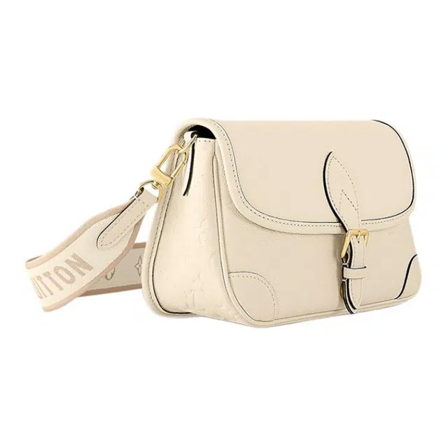 LOUIS VUITTON Diane