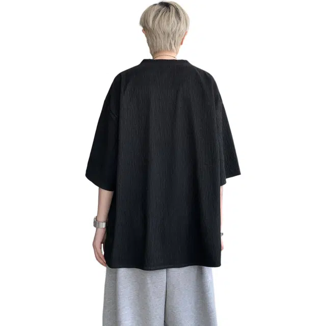 ADOONGA T