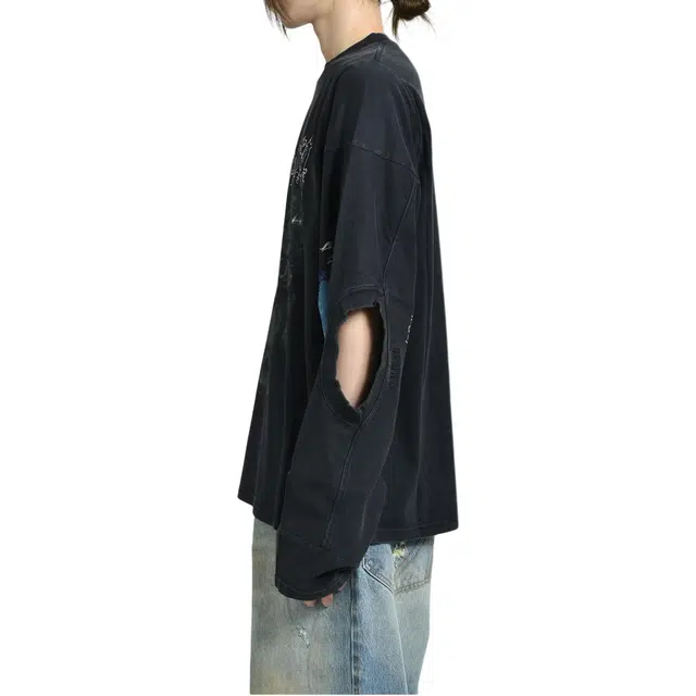 Vetements T