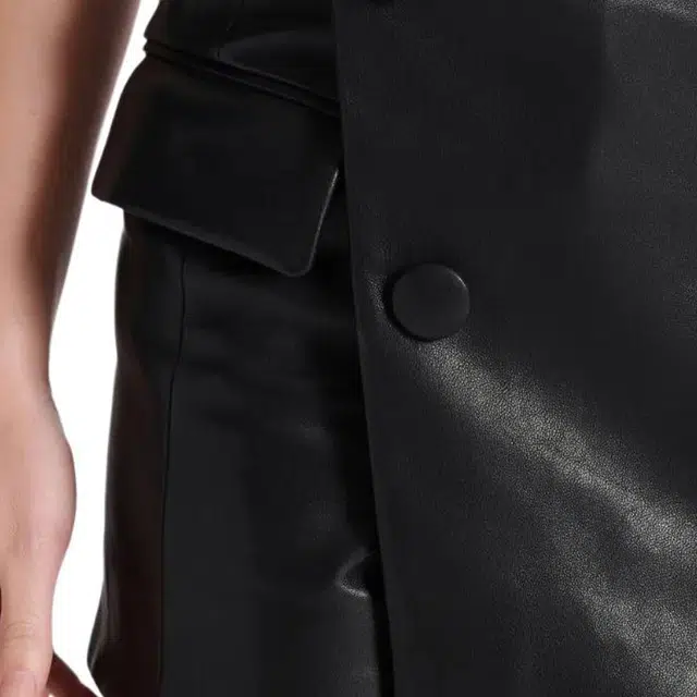 BALMAIN SS25