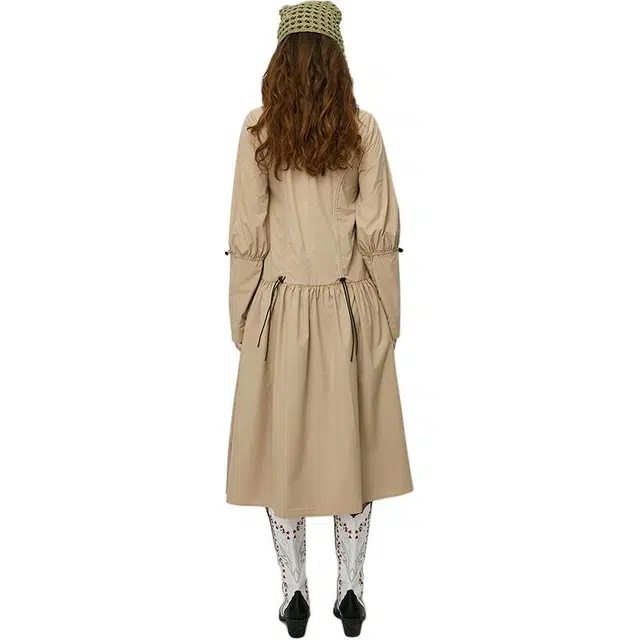 MOUSSY A