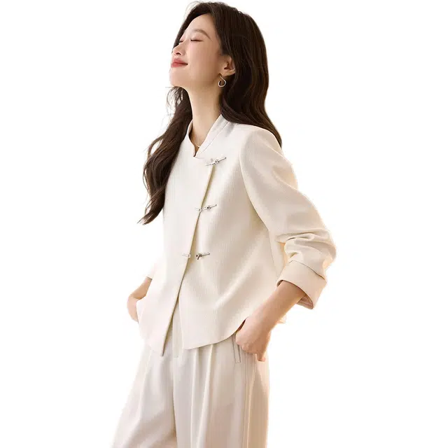 沫晗依美 小香风设计感立领纯色单排扣长袖夹克外套 女款 米白色
