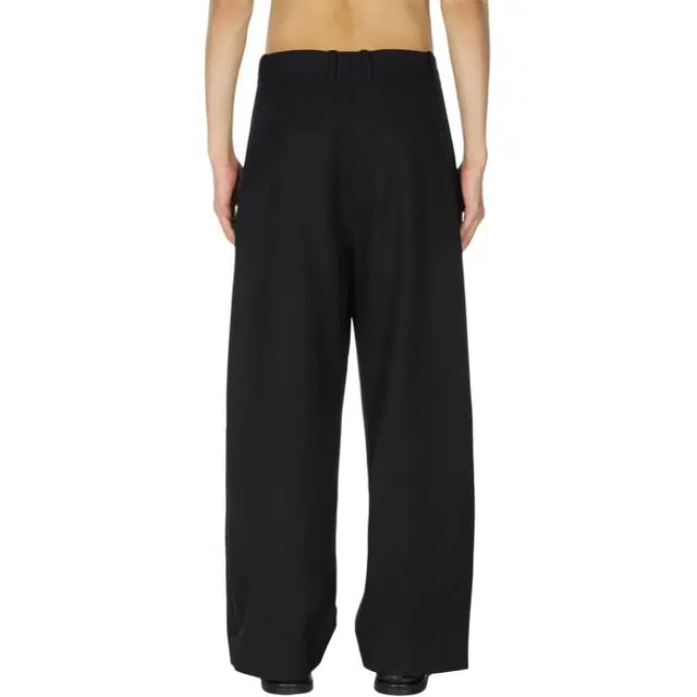 STUDIO NICHOLSON AW25