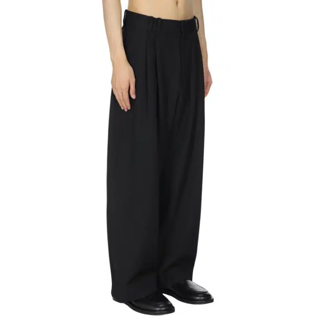 STUDIO NICHOLSON AW25