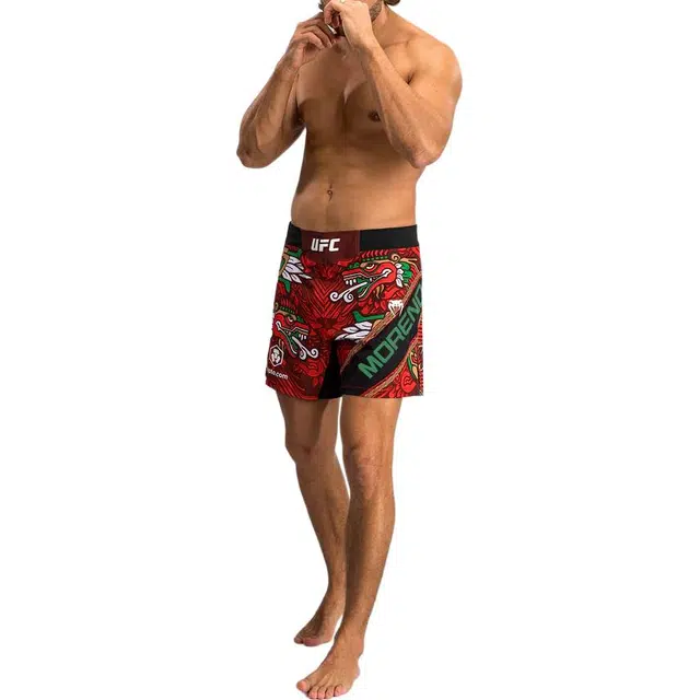 VENUM x UFC Unrivaled Brandon Moreno -003