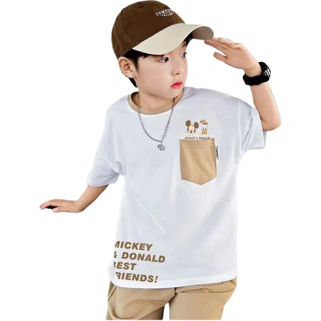 DisneyT