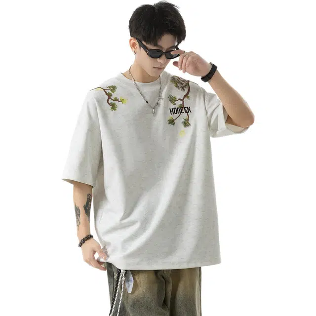BEEHIVES T