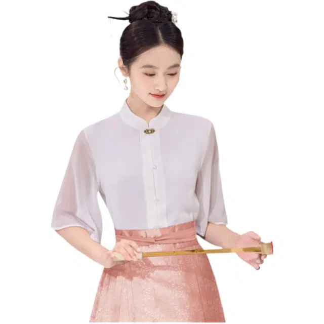 荟萃阁 新中式立领盘扣上衣国风刺绣马甲搭配织金马面裙三件套裙装套装 女款