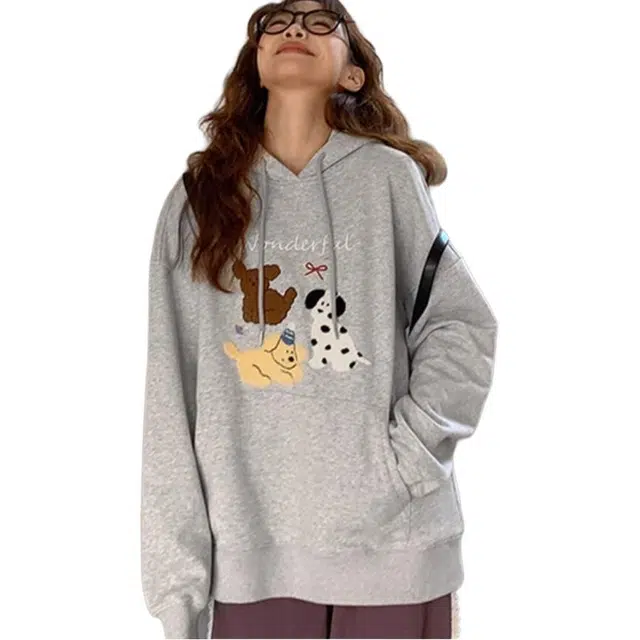 丝絮丝绸 秋季日系慵懒百搭套头连帽卡通宽松上衣卫衣 女款