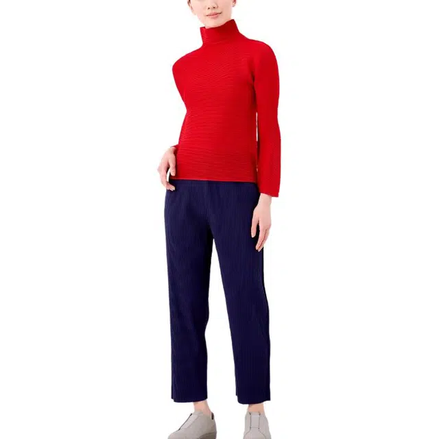 ISSEY MIYAKE T