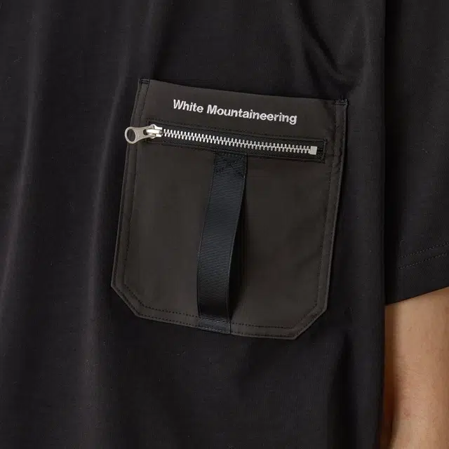 White Mountaineering T