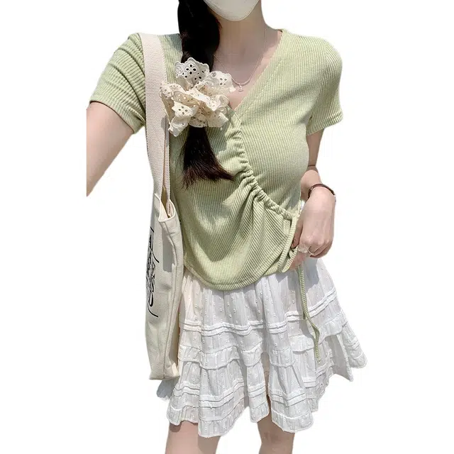 LAKESI V T