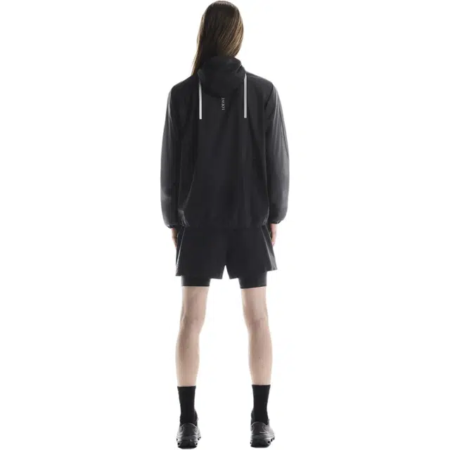 On x LOEWE Ultra