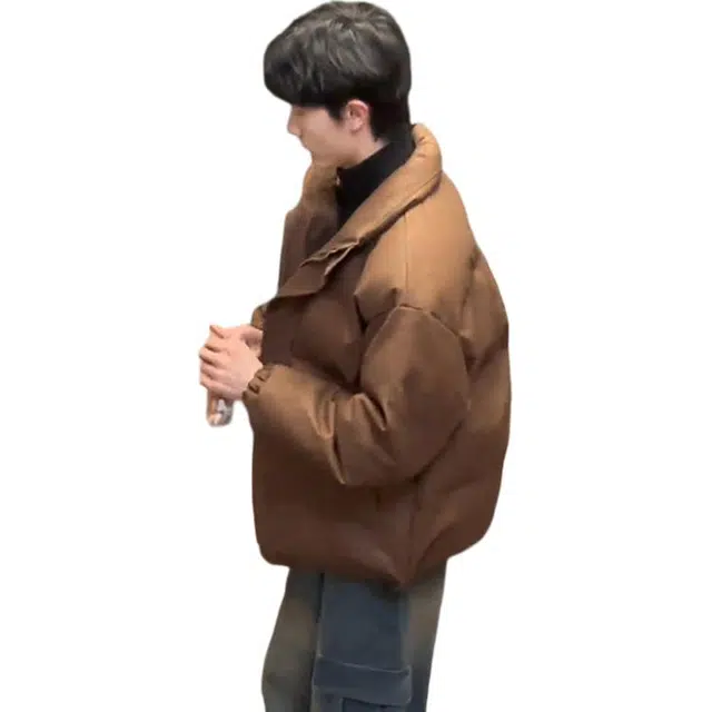 黑马漫画 时尚舒适背面字母印花穿搭复古保暖棉服 男女同款