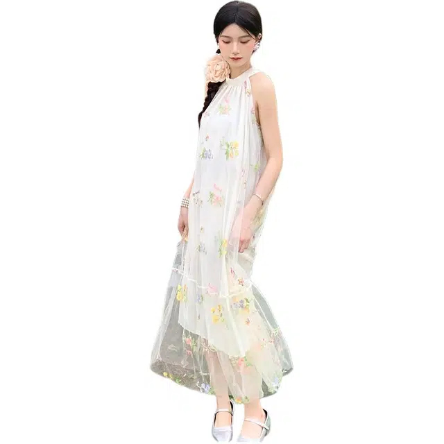 黛尔佳人 网纱刺绣碎花蝴蝶结挂脖夏季法式无袖连衣裙 女款