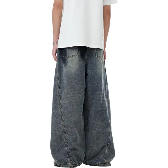 M JEANS STUDIOS 7 vibe