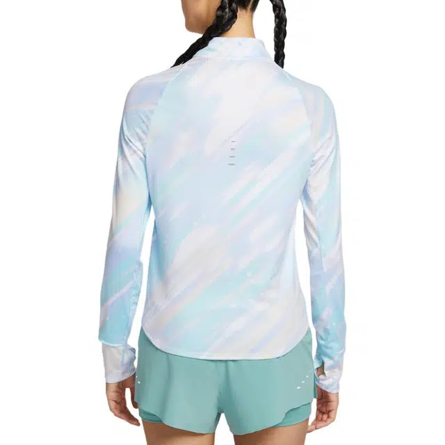 Nike AS W NK SWIFT DF HZ TOP AOP logo T