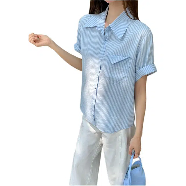 沐晓欣 条纹短袖女夏设计感小众衬衣休闲宽松衬衫 女款