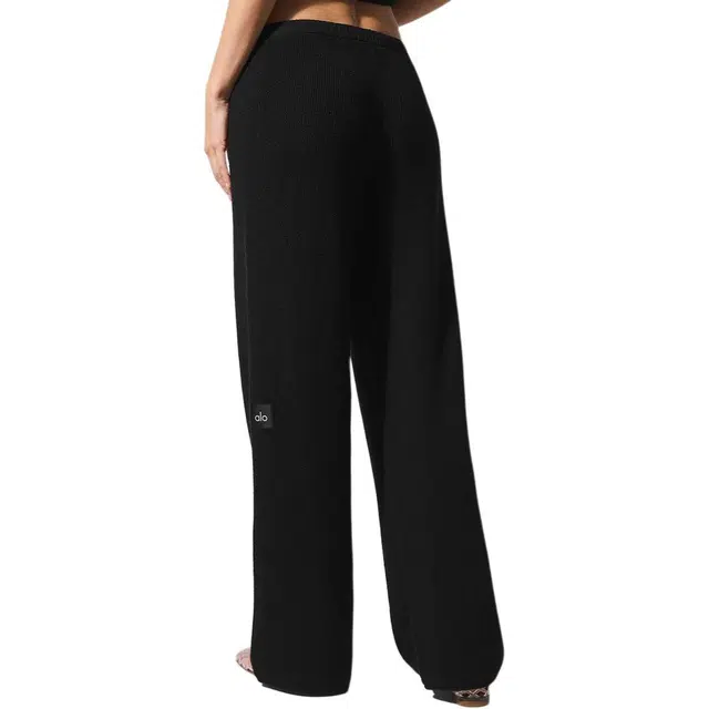 alo yoga Supernatural Sweater Pant