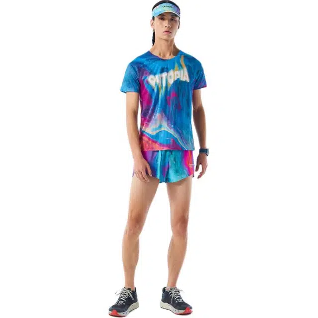OUTOPIA T
