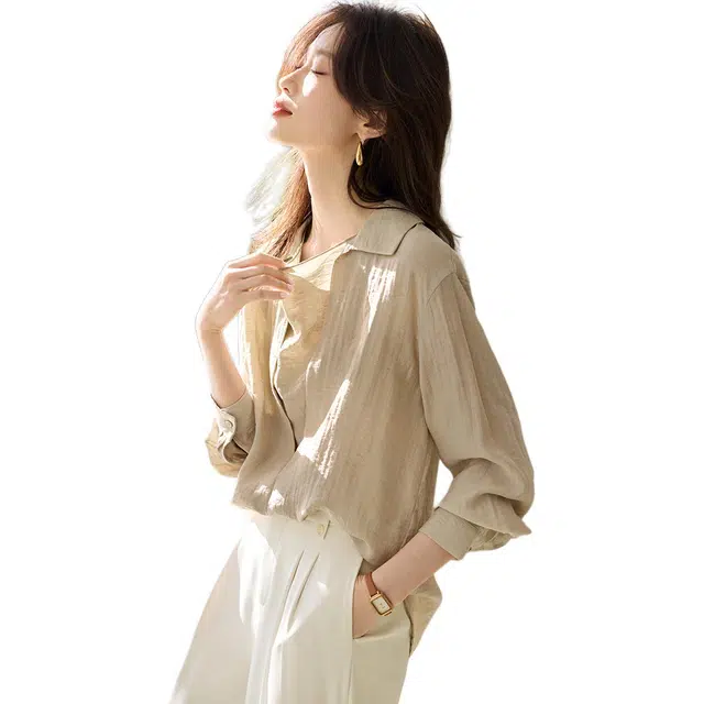 沫晗依美 假两件翻领纯色长袖衬衫 女款 卡其色