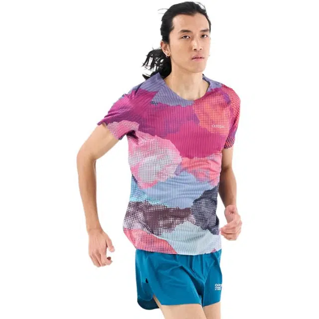 OUTOPIA T