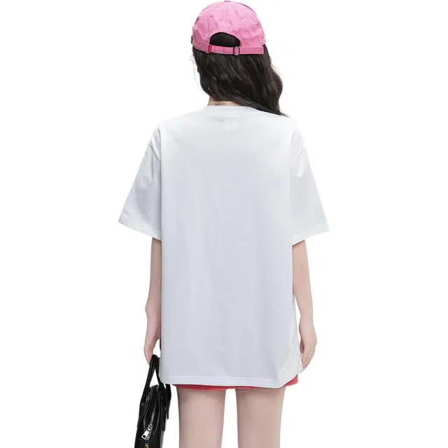 izzue Logo T