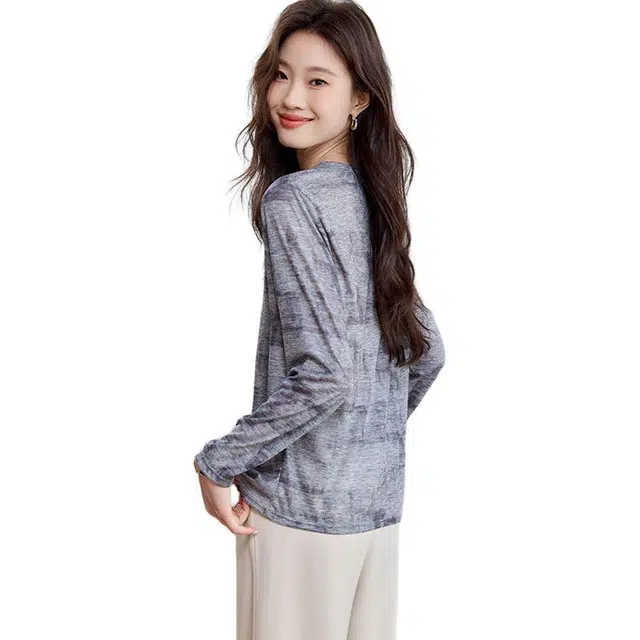 PIERRE CARDIN T