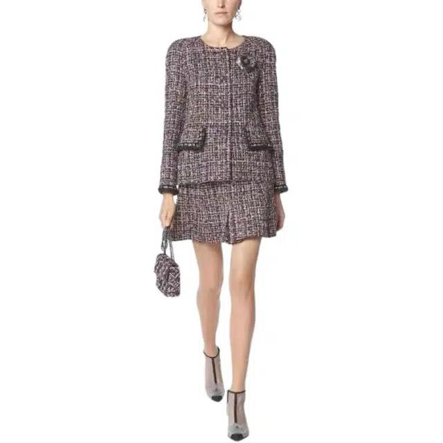 CHANEL 19P