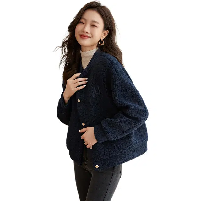沫晗依美 休加厚肌理感绣花字母宽松单排扣短款长袖夹克外套 女款 藏青色