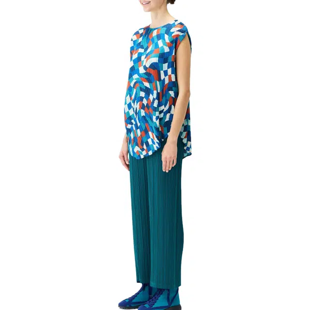 PLEATS PLEASE ISSEY MIYAKE FW25T