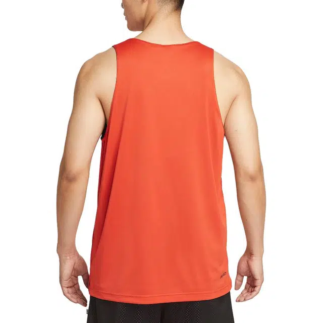 Nike STANDARD ISSUE DRI-FIT