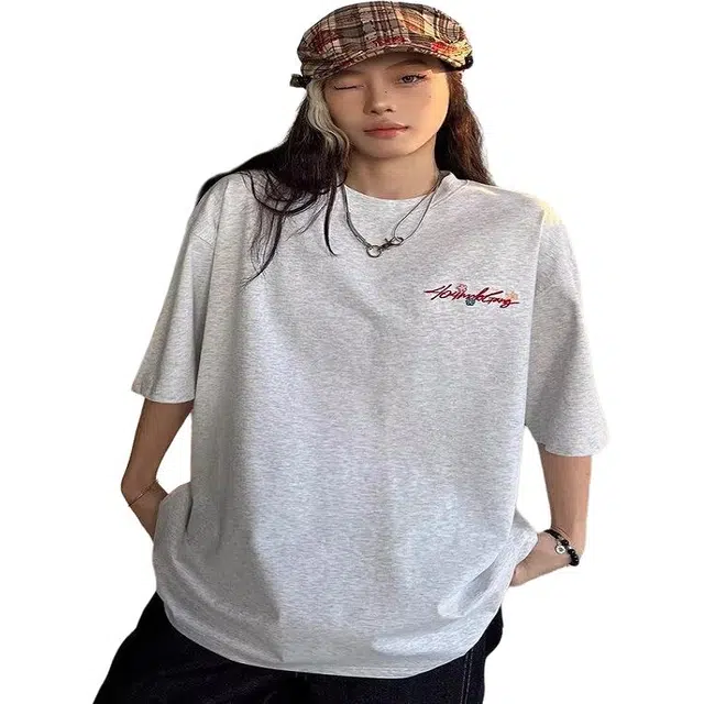 UYH ins T