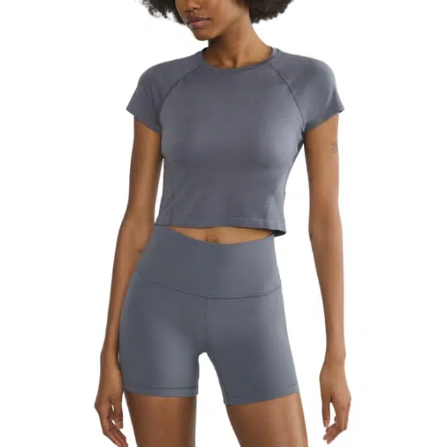 ARITZIA SS25 Golden BodyLite Progress T-Shirt T