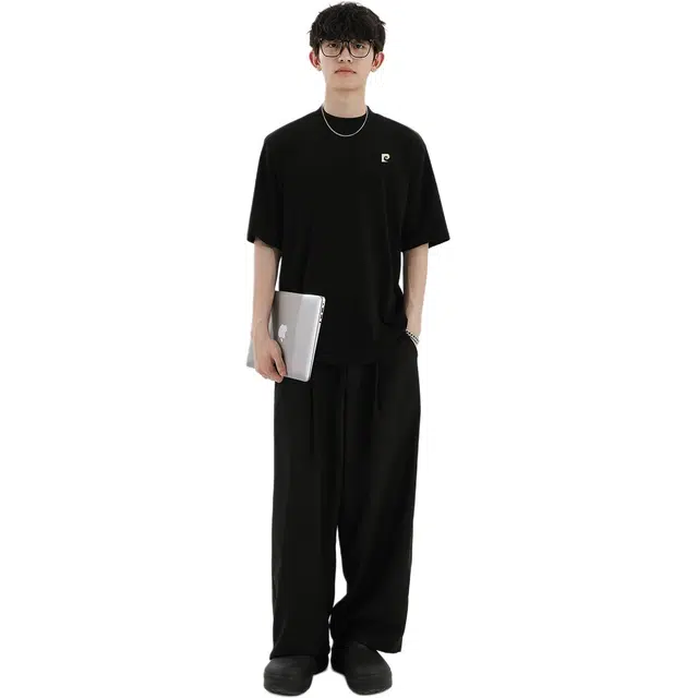 PIERRE CARDIN T
