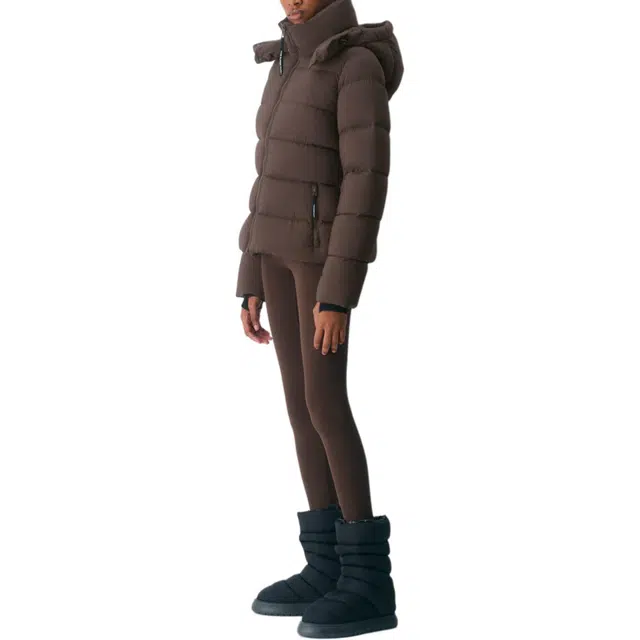 ARITZIA FW25 The SuperSnug Puff - cliMATTE