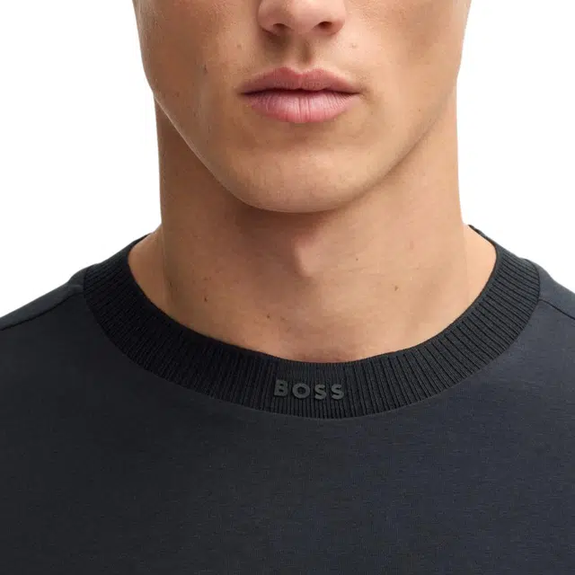 HUGO BOSS T