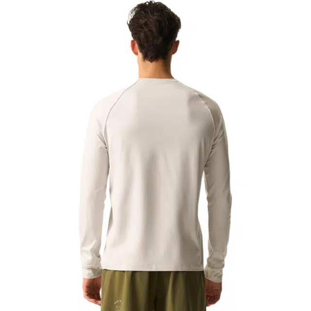 OUTOPIA T
