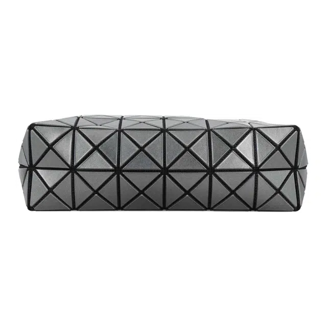 ISSEY MIYAKE Loop Metallic