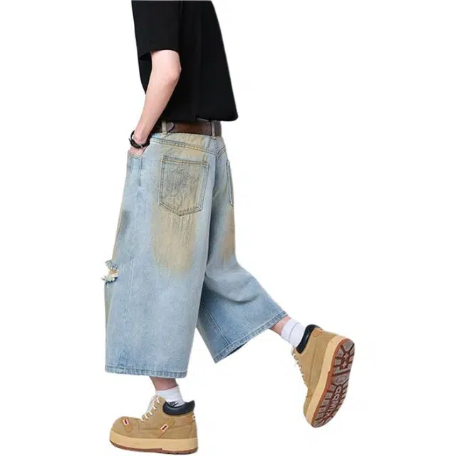 M JEANS STUDIOS 7 vibe