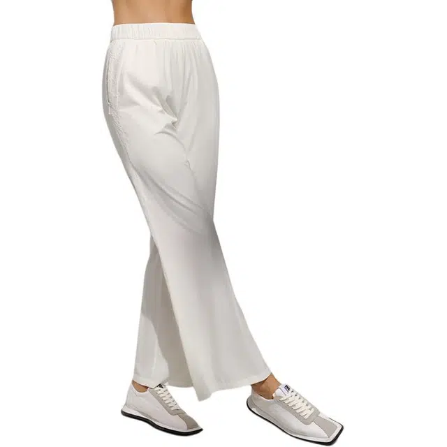 SS23