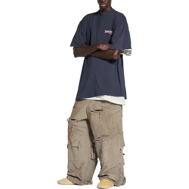 Balenciaga T