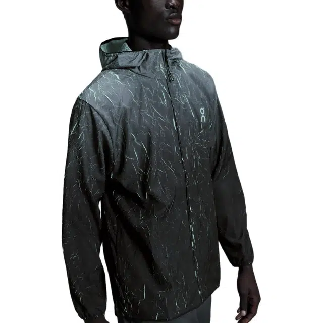 On Pace Run Jacket