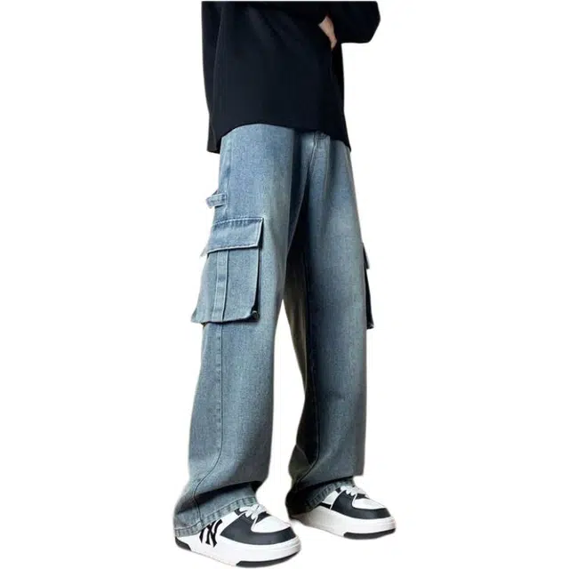 M JEANS STUDIOS 7