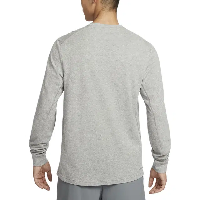 Nike PRIMARY DRI-FIT T